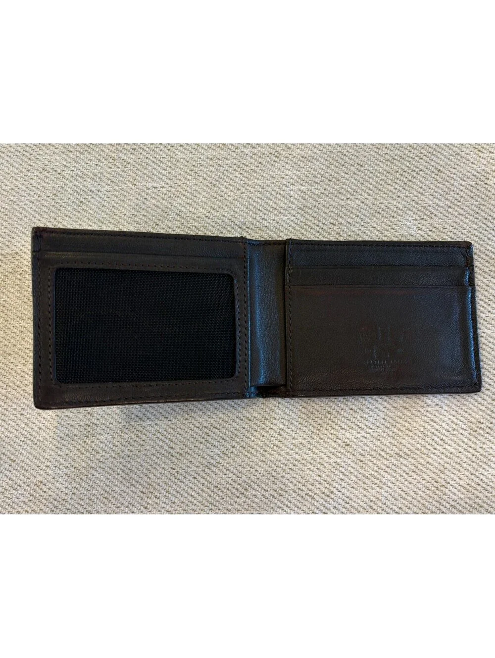 Will Leather Goods Mens Brown Pebble Grain Leather Bifold Wallet Mesh ID Window